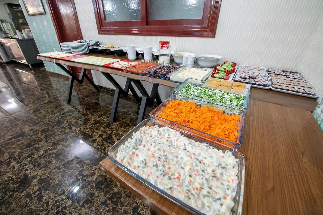 Otel Uemit İstanbul 2*,  Türkiye